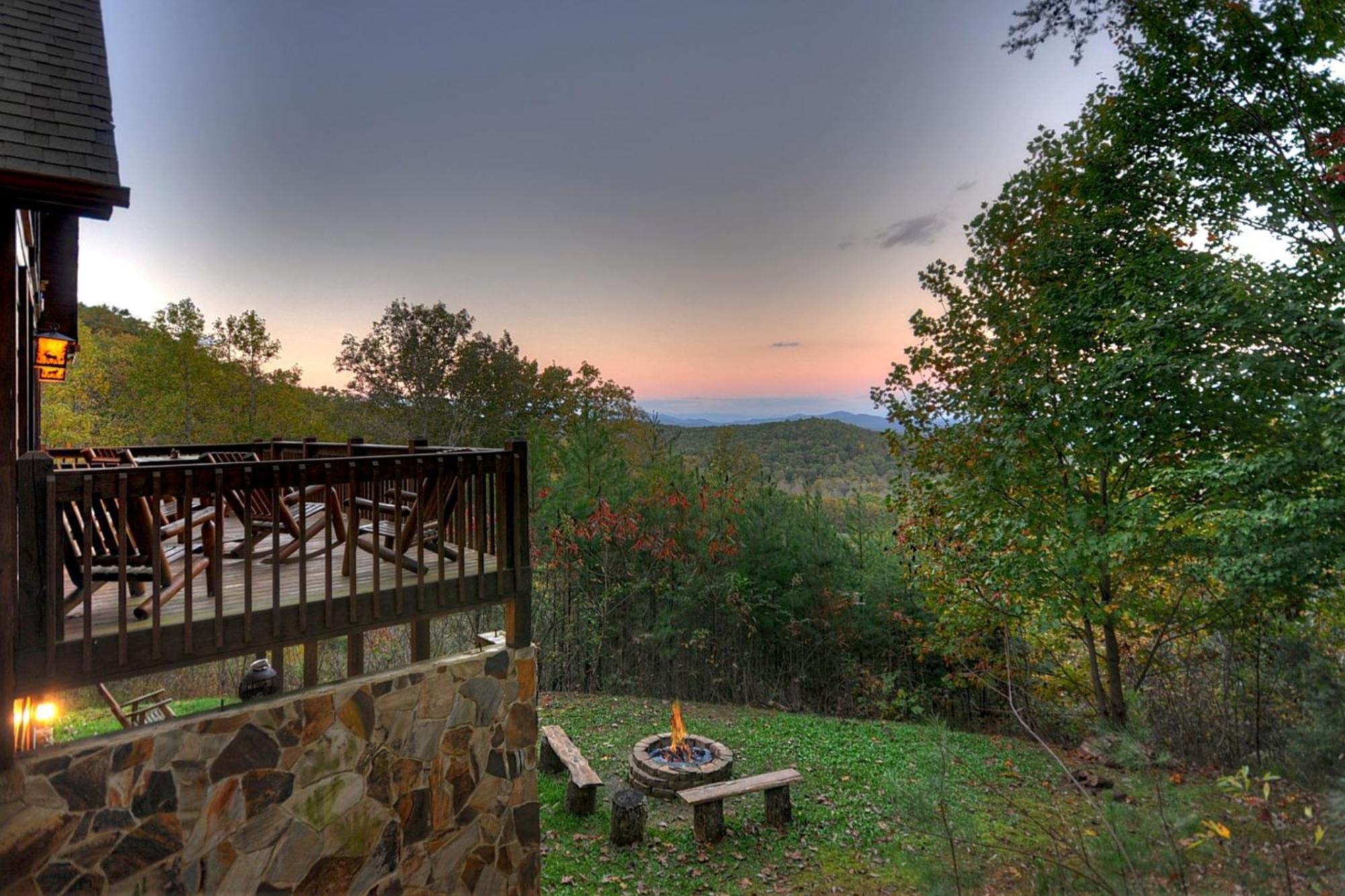 The View Sweeping Mountain Views Gas Fireplace Game Room Hot Tub Blue Ridge Eksteriør billede
